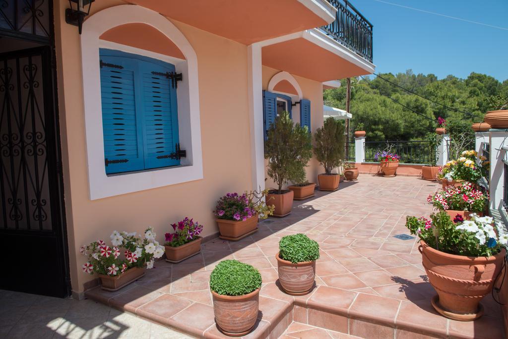 Maria Studios Poros Town Luaran gambar