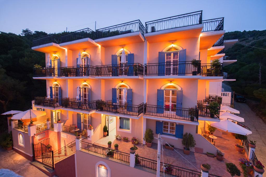 Maria Studios Poros Town Luaran gambar