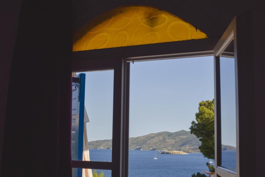 Maria Studios Poros Town Luaran gambar