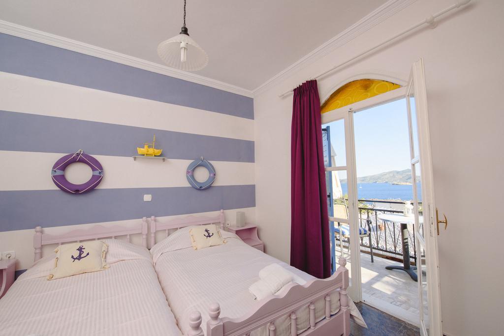 Maria Studios Poros Town Luaran gambar