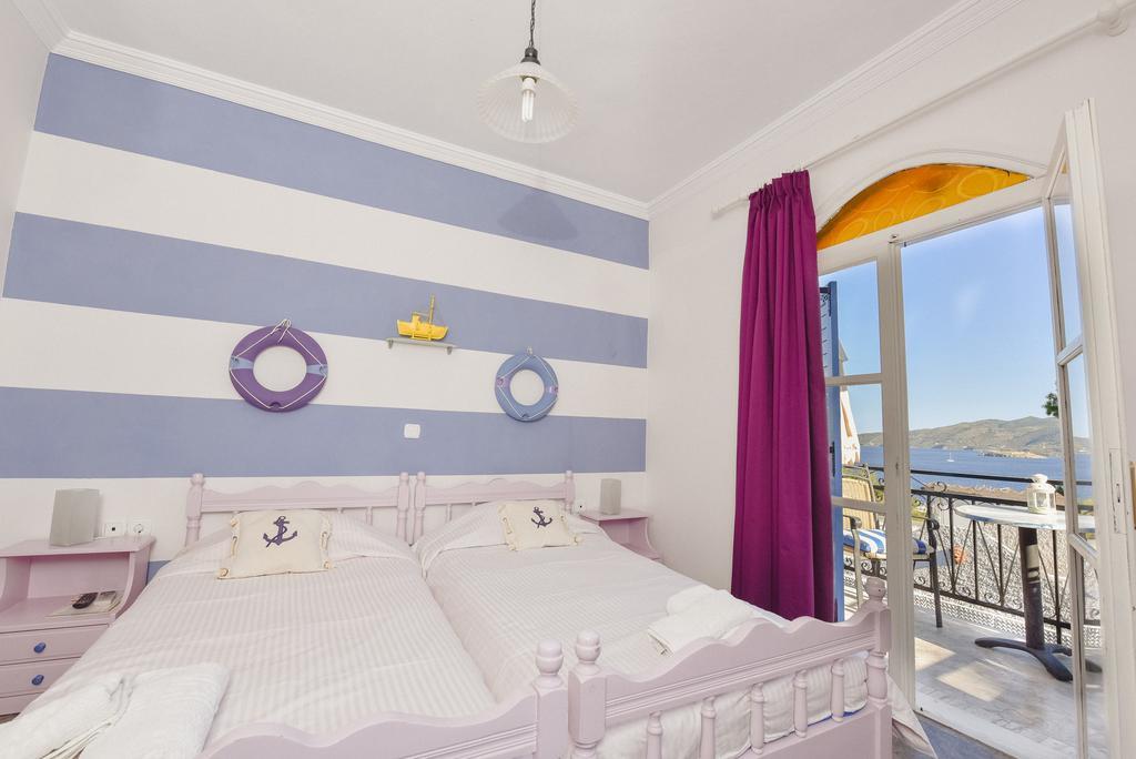 Maria Studios Poros Town Luaran gambar