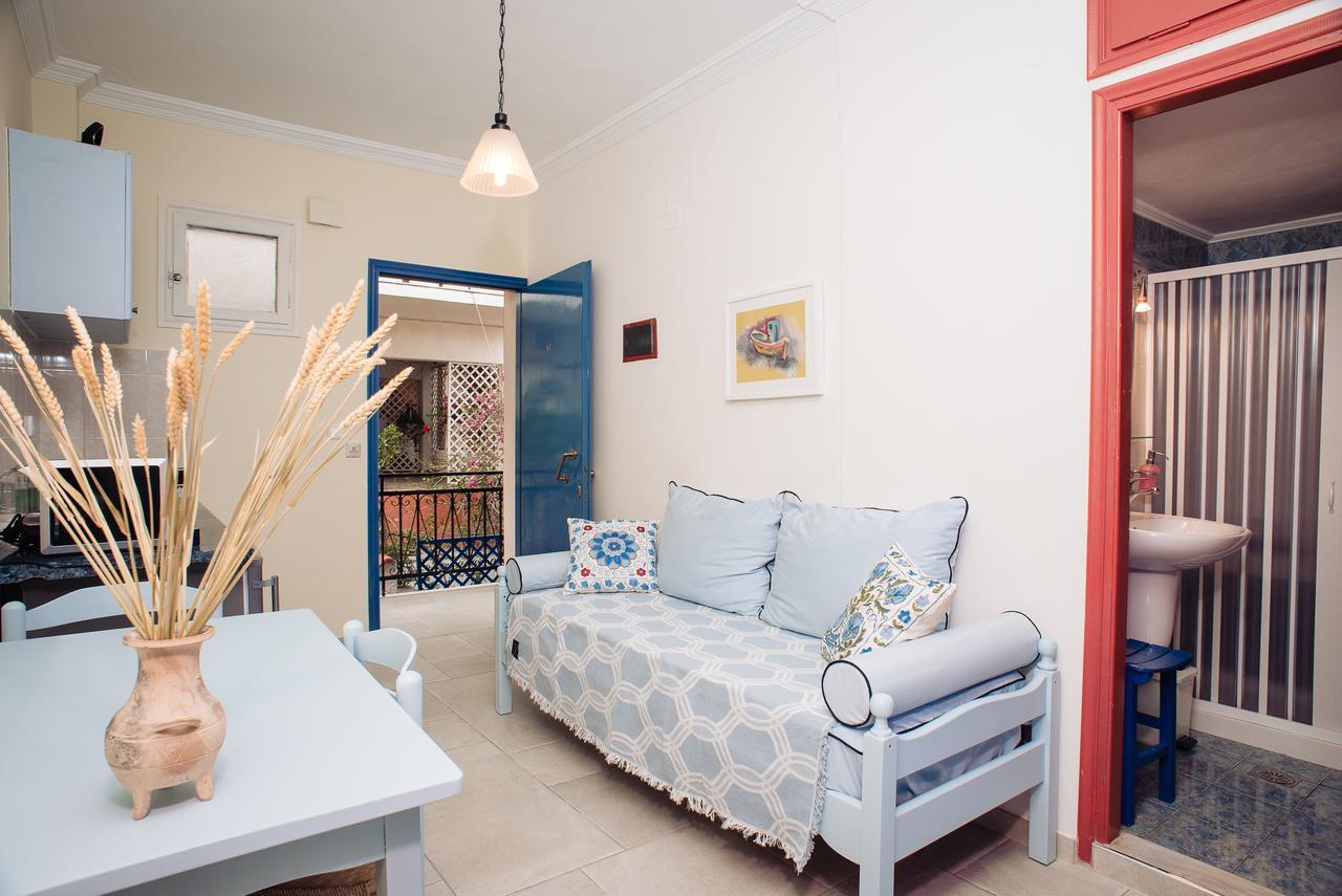 Maria Studios Poros Town Luaran gambar